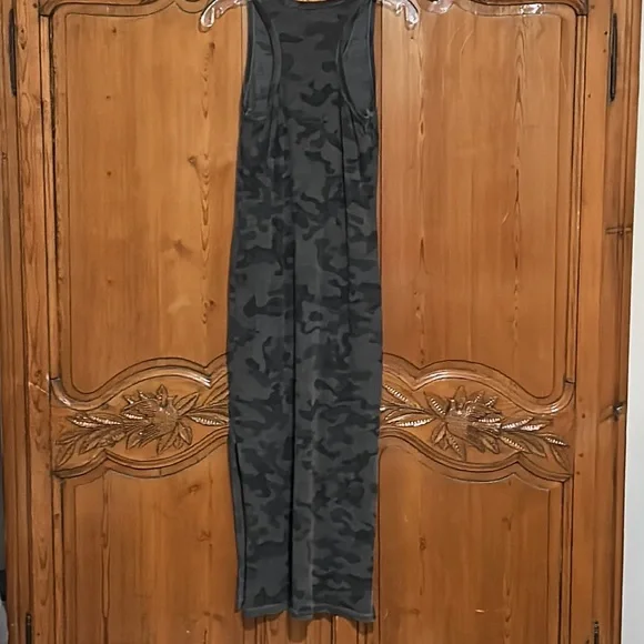 Sundry Camo Tank Dress - Picture 5 of 7